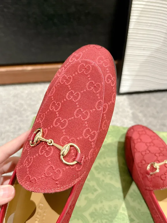 Gucci Shoe 